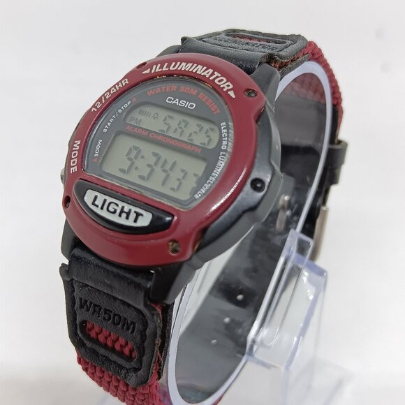 Casio Illuminator LW-22H Women's 34mm Burgundy Resin Digital Watch - Picture 1 of 11